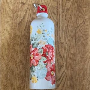 Pioneer Woman stainless steel cup